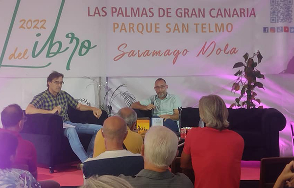 Pablo Martín Carbajal en la Feria del Libro de Las Palmas