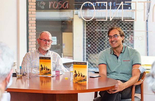 Pablo Martín Carbajal en la librería Ateneo de Palencia